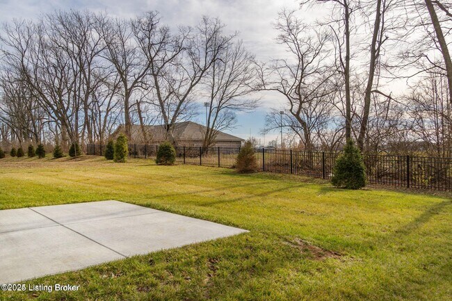 Building Photo - 212 Education Wy