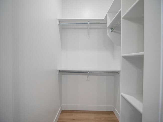 Building Photo - 964 W 350 S