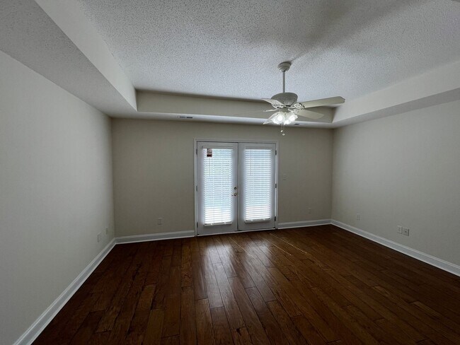 Building Photo - 154 Regency Dr