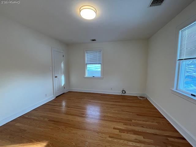 Building Photo - 8 Dunes Ln