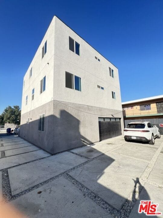 Building Photo - 789 E 41st Pl
