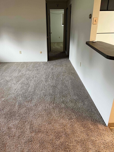 Building Photo - 1721 9th Ave S