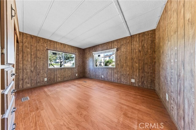 Building Photo - 41866 Magnolia St