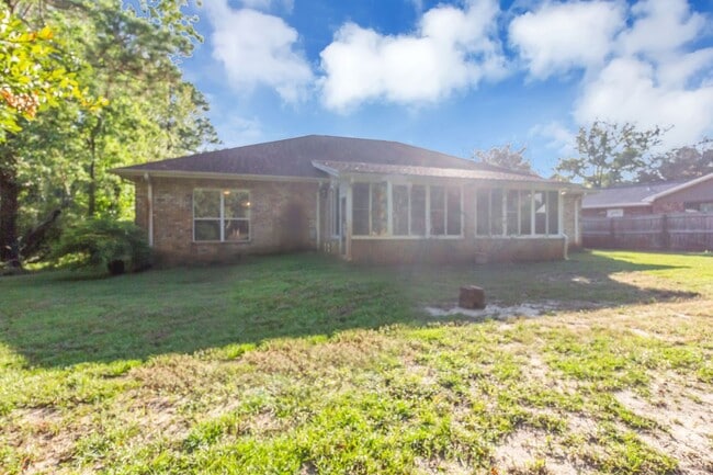 Building Photo - Available October 10th!- Bluewater Bay Bea...