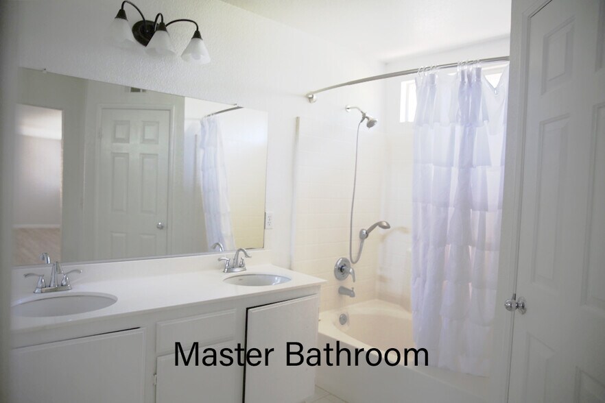 Master Bathroom - 6 Red Coat Pl