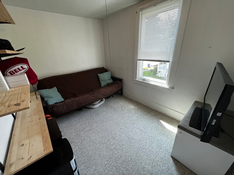 Office - 83 Hayward St