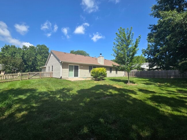 Building Photo - 3700 Falmouth Dr