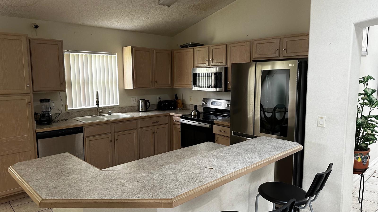 Kitchen - 2651 Oneida Loop
