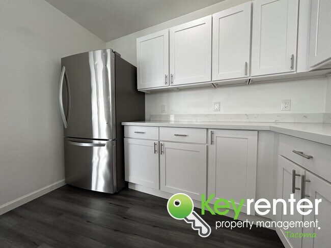 Building Photo - Exceptional 2 Bed 2 Bath Downtown Condo