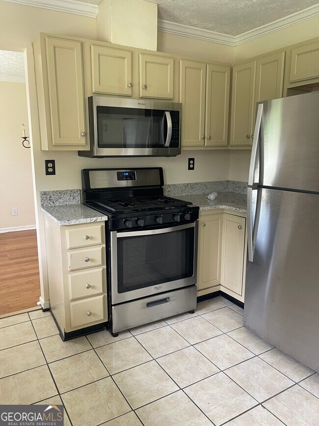 Building Photo - 5759 Cedar Croft Ct