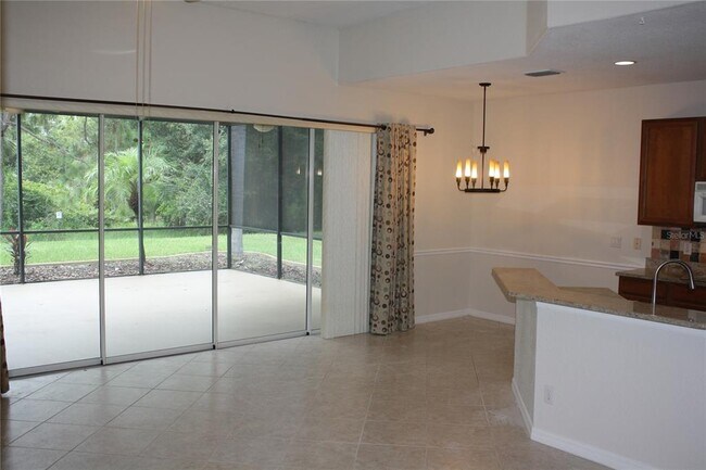 Building Photo - 9115 Pinebreeze Dr