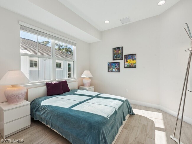 Building Photo - 6509 Dominica Dr