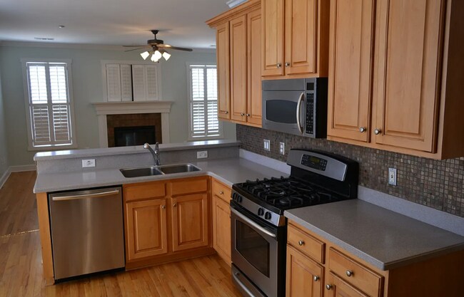 Building Photo - 130 Adam Ridge Ln