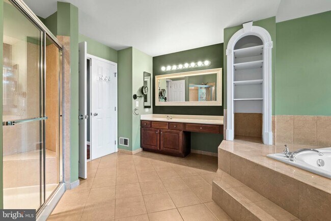 Building Photo - 22804 Portico Pl
