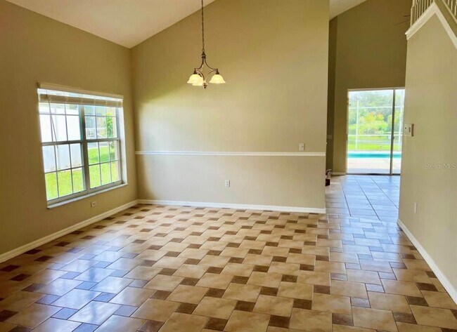 Building Photo - 2621 Star Lake View Dr