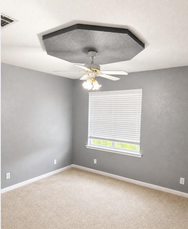 Building Photo - AVAILABLE MAY 18; APPLY ON OUR WEBSITE TODAY!!
