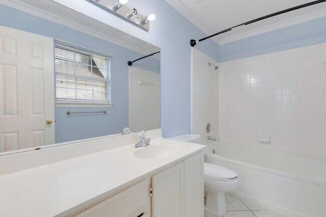 Building Photo - 1807 Timber Ridge Dr