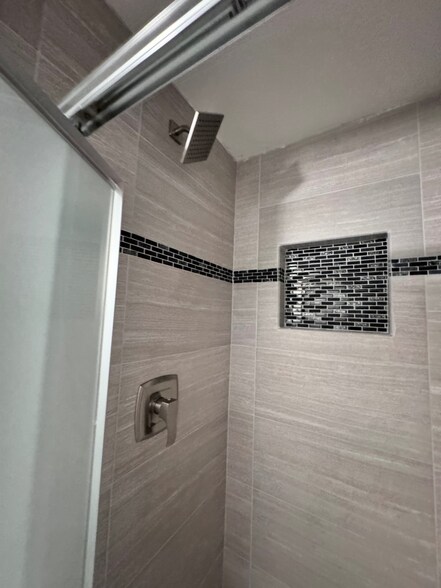 Downstairs shower - 6425 N 68th St