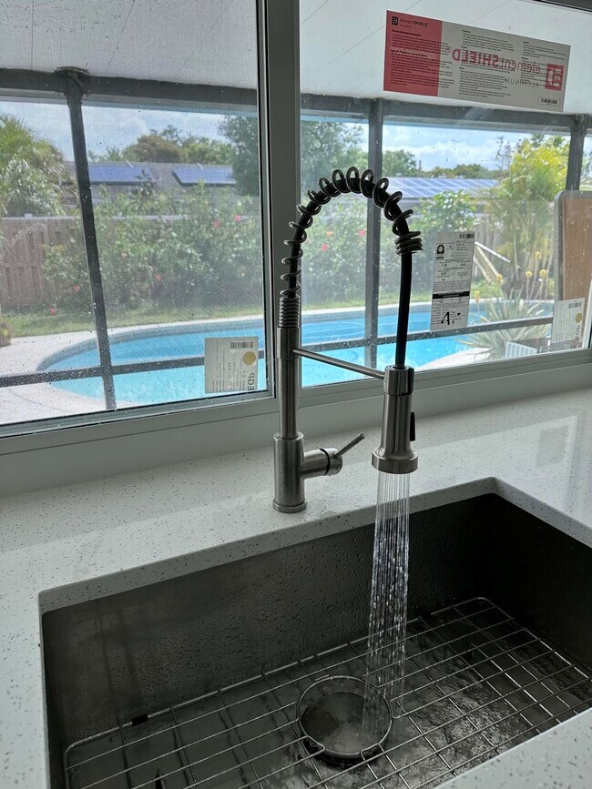 Building Photo - 2110 NW 109th Ave