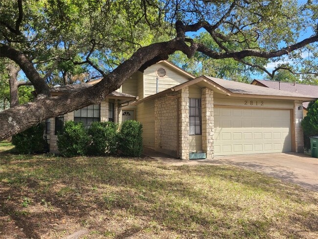 Building Photo - 2812 Goldbridge Dr