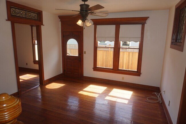 Building Photo - Stunning Historical Home in Old Towne Orange Near Chapman University