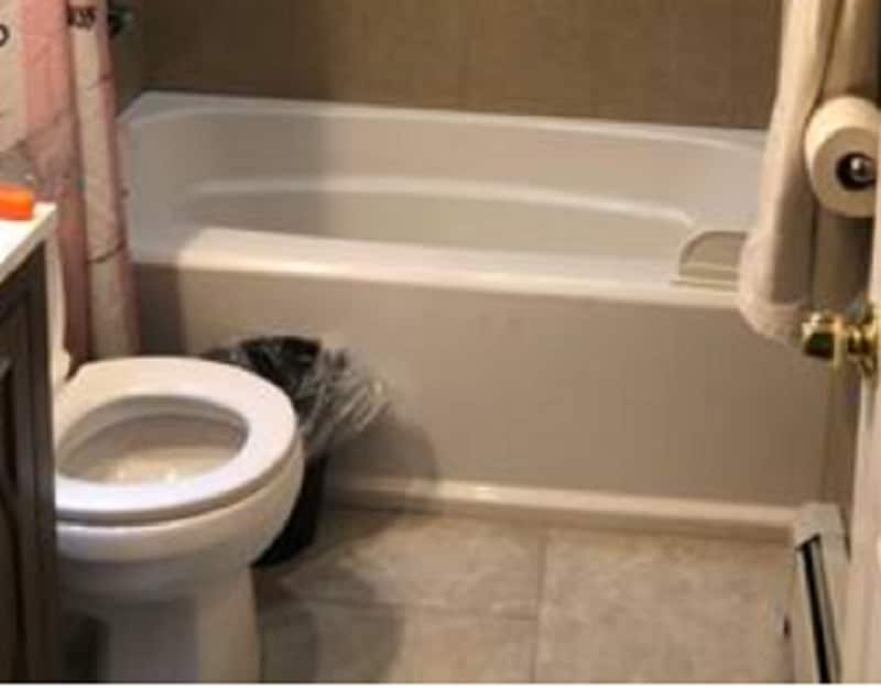 Building Photo - 202 W 1st St