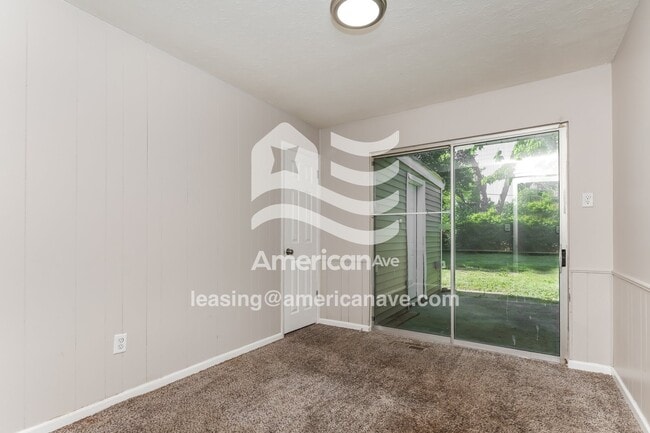 Building Photo - 2195 Mountview Cir