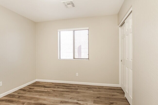 Building Photo - 12568 W St Moritz Ln