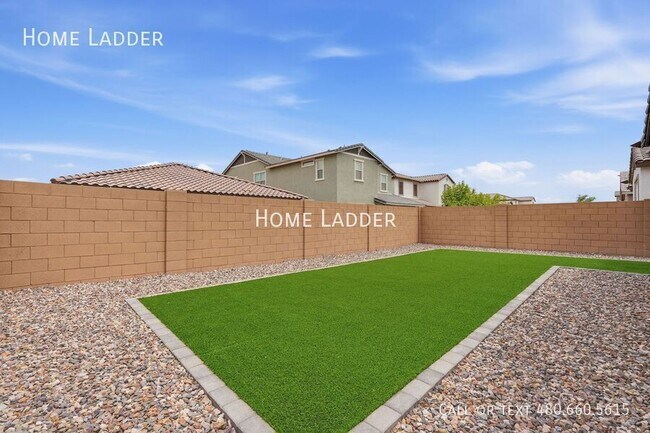 Building Photo - 4064 E Catclaw St
