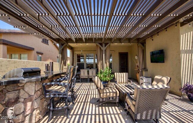 Building Photo - 9261 E Desert Arroyos