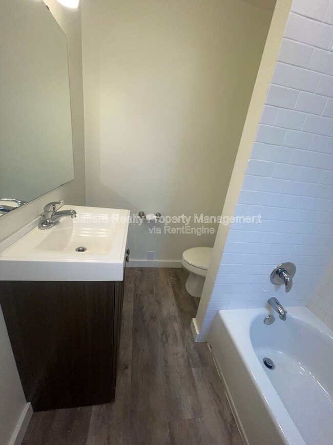 Building Photo - 3204 NW 64th St