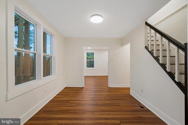 Building Photo - 2081 Durham Rd