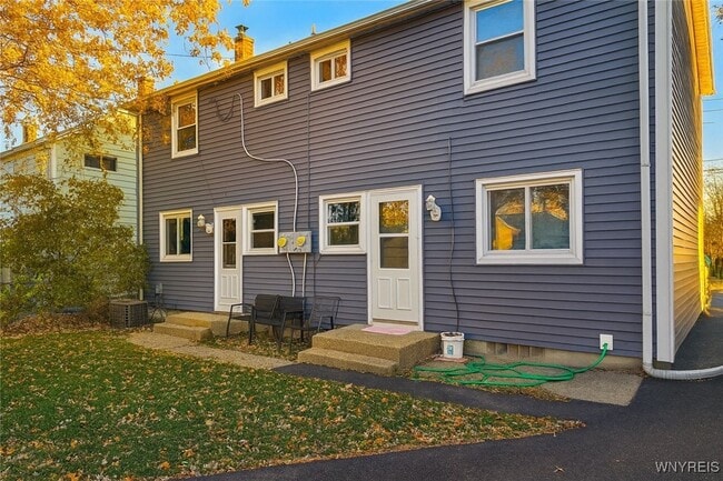 Building Photo - 2650 Eggert Rd