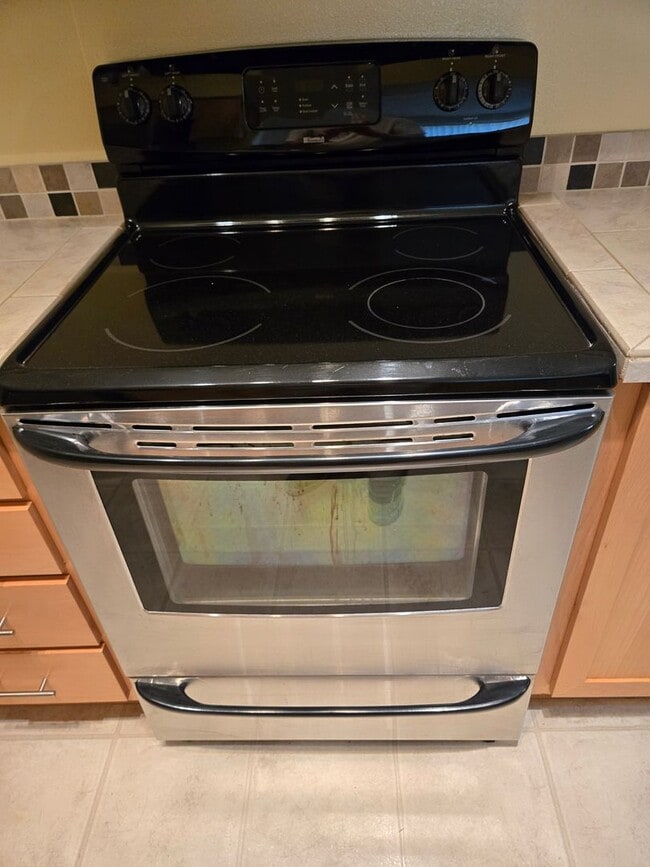 Building Photo - Wonderful Overlook at Timberland 1 BR 1 BA Condo