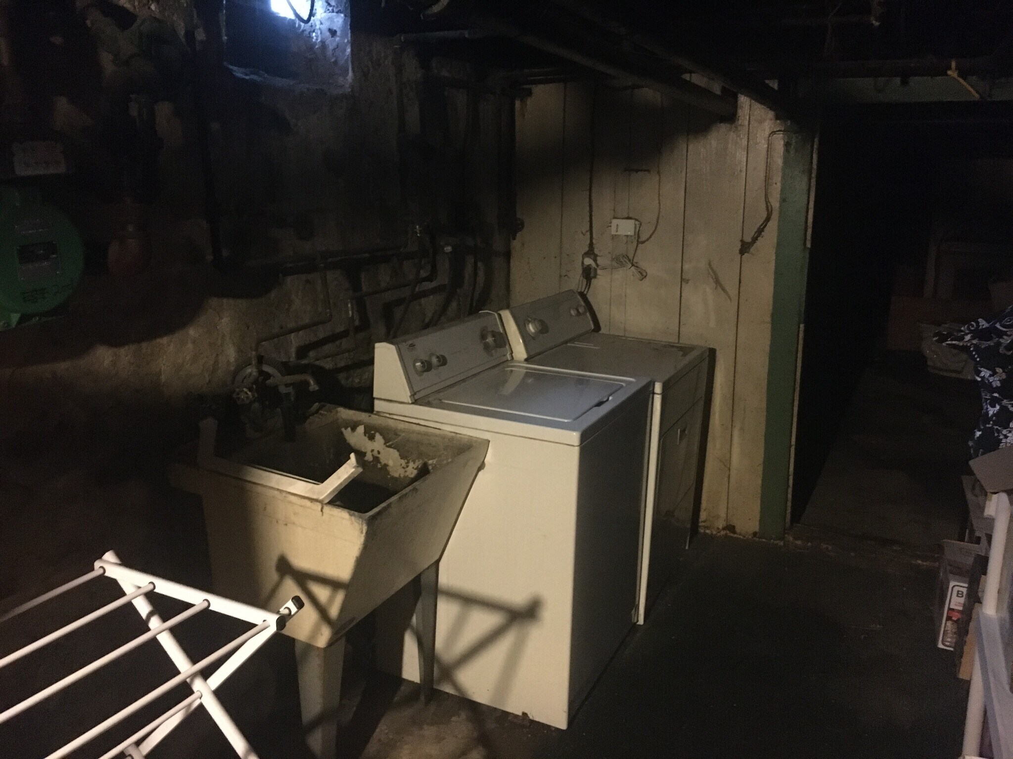 Laundry - 53 S 18th St