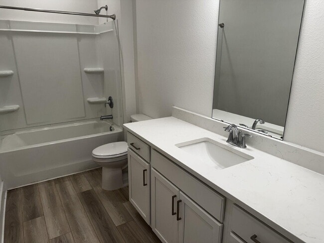 Building Photo - 157 Blooming Cv