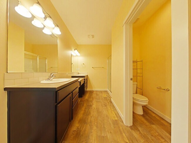 Building Photo - 4 Bedroom House ~ Albany ~ Pet Friendly