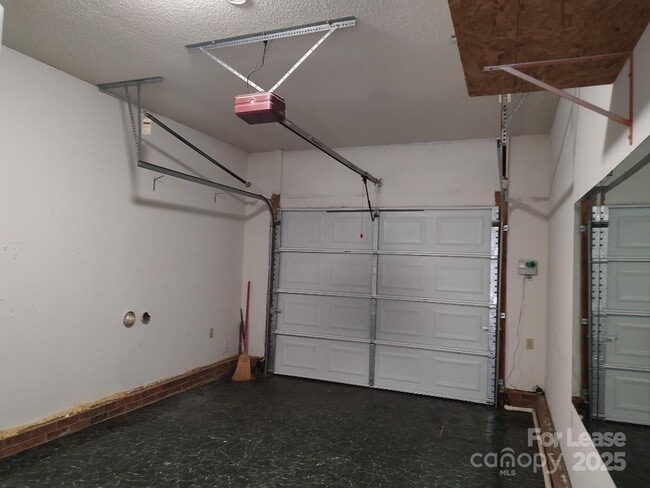 Building Photo - 7428 Chital Rd