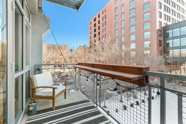 Building Photo - 748 N 3rd St