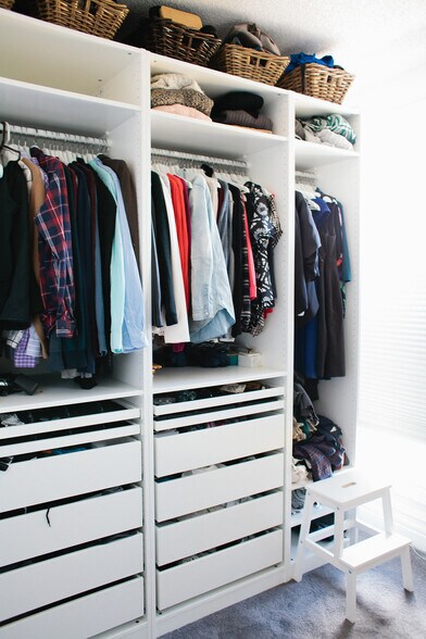 Master bedroom closet - 2432 W 37th Avenue