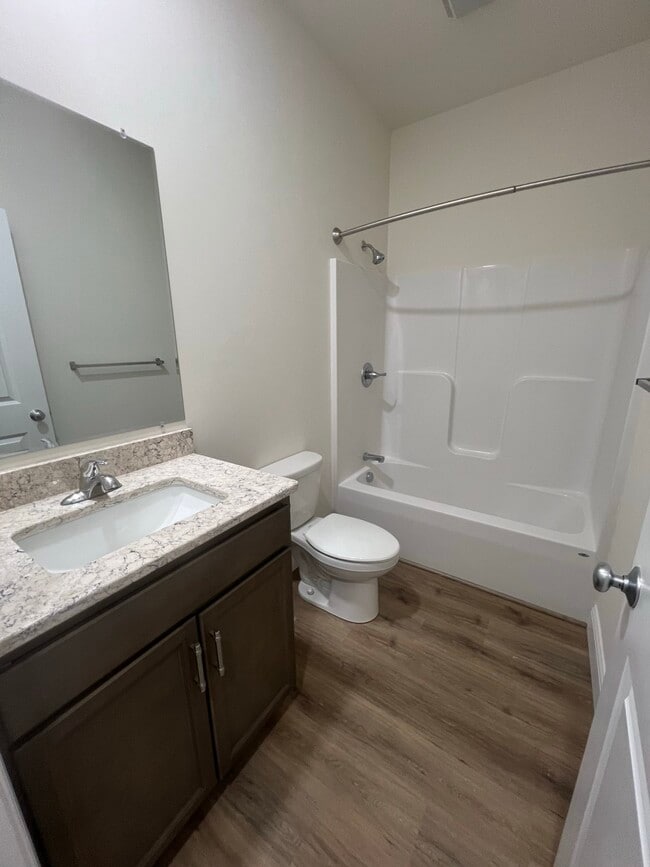 Building Photo - 08 Longbranch Dr