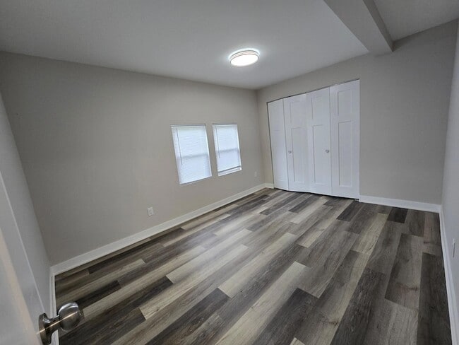 Building Photo - 4225 20th Pl