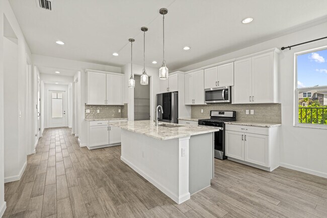 Building Photo - 11340 SW Lyra Dr.