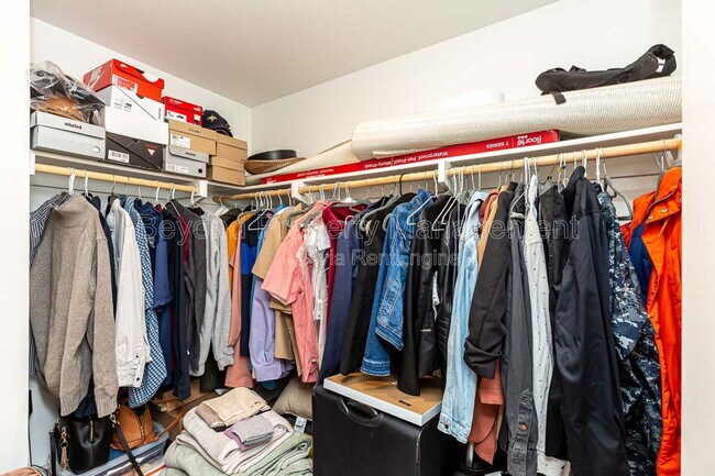 Building Photo - 5405 Beach Grass Ln