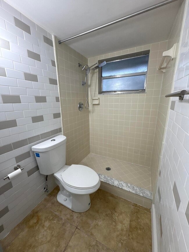 Building Photo - 1751 NW 75th Ave