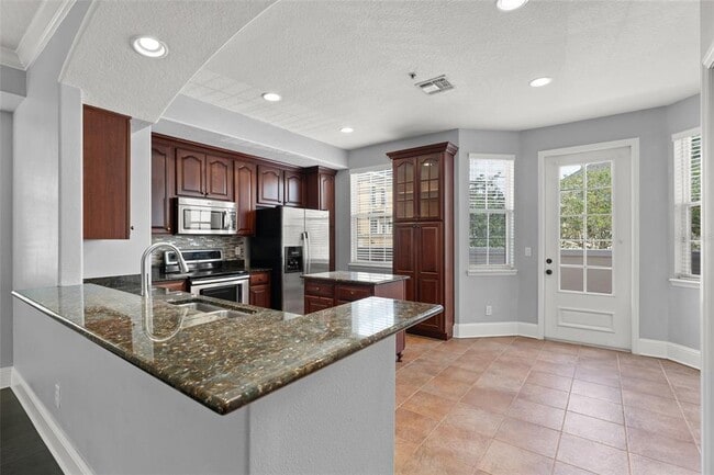 Building Photo - 1563 Common Way Rd