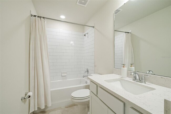 Building Photo - 6938 Reverie Pk Ave