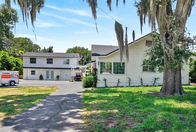 Building Photo - 1099 Grove Ave