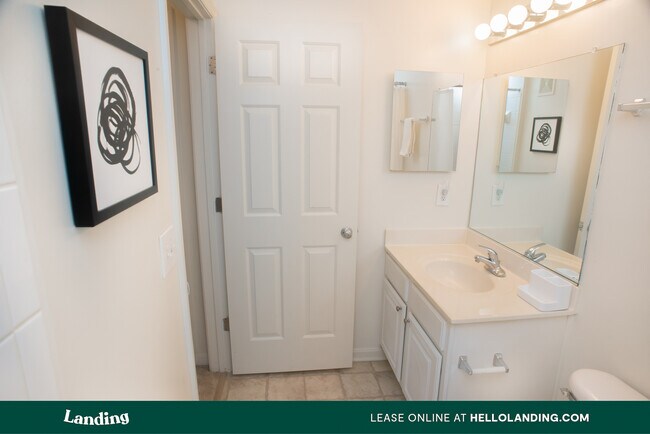 Building Photo - 8185 Scenic Meadow Dr