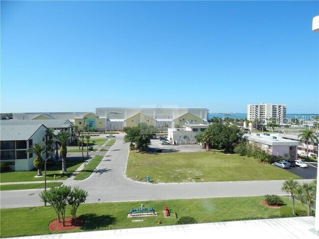 Building Photo - 300 Woodette Dr